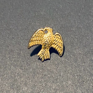 Vintage Gold Tone American Eagle Lapel Pin Tie Tack